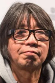 森達也